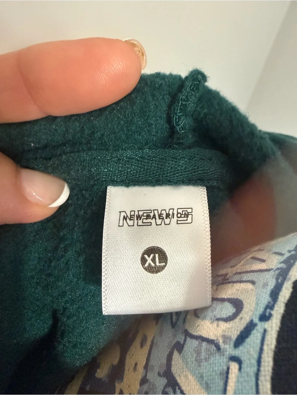 Men’s Xl sweatshirt in excellent condition